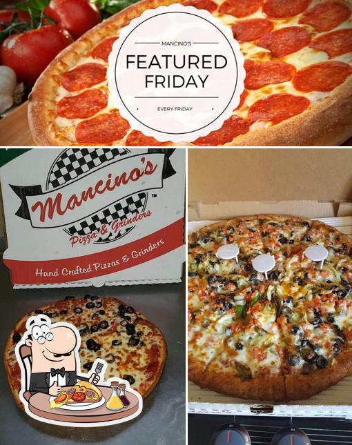 https://img.restaurantguru.com/c3a8-Mancinos-Fort-Wayne-pizza.jpg