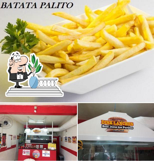 O Disk Lanches Bom Jesus dos Perdões se destaca pelo exterior e friso