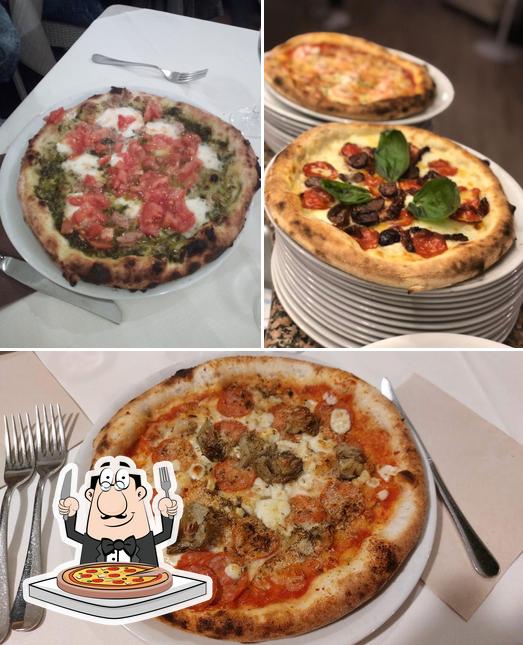 Commandez des pizzas à La Tavernetta Ristorante e Pizzeria Cefalù