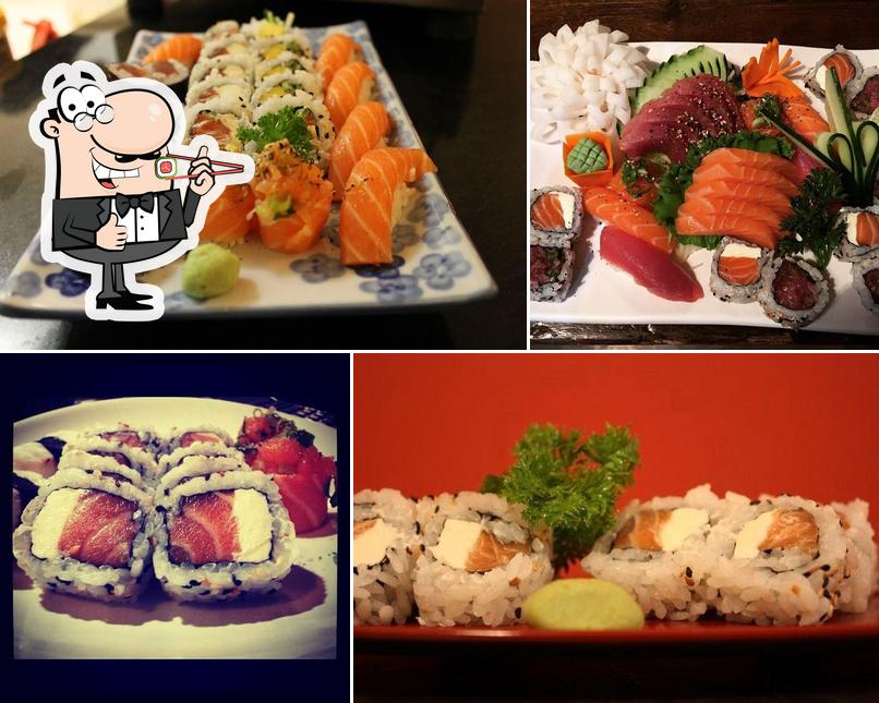 Peça diferentes opções de sushi