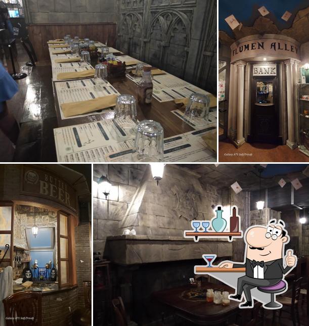Dai un'occhiata agli interni di Flumen Alley Dai un'occhiata agli interni di Flumen Alley