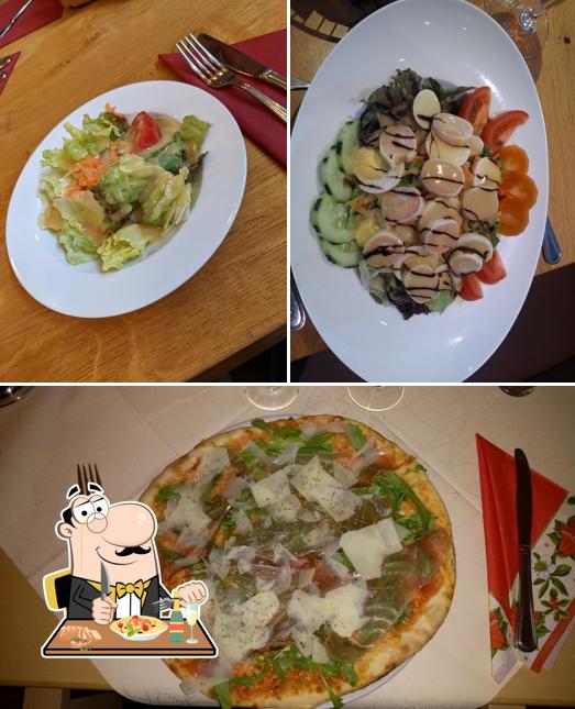 Platos en Pavarotti Pizzeria - Pastaria