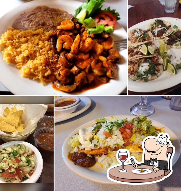 Meals at Pueblo Lindo