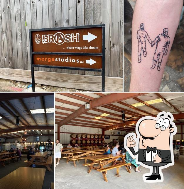 Brash Brewing, 510 W Crosstimbers St in Houston Restaurant reviews