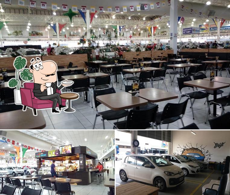 O interior do Vale Auto Shopping Blumenau