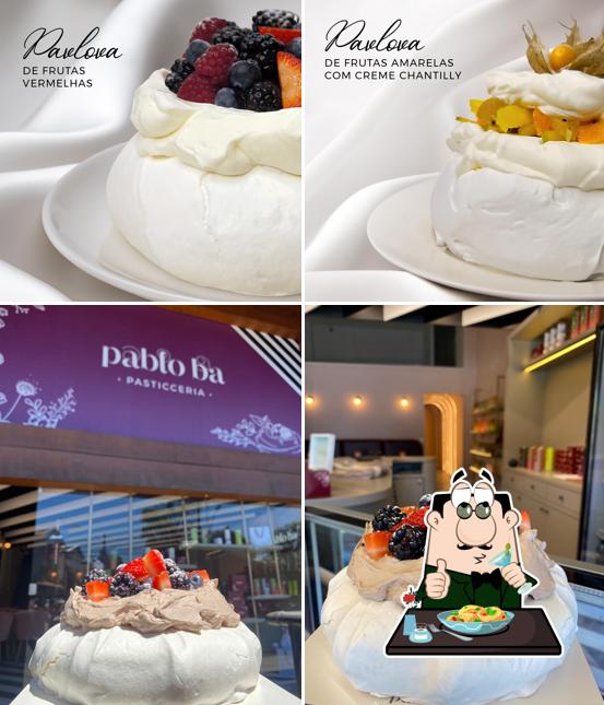 Pavlova em Paul 55 Cafeteria
