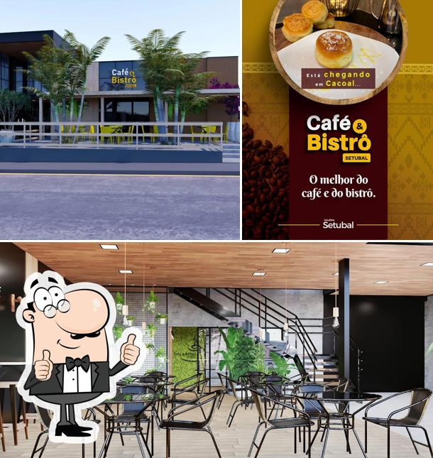 Here's a picture of Café & Bistrô Setubal