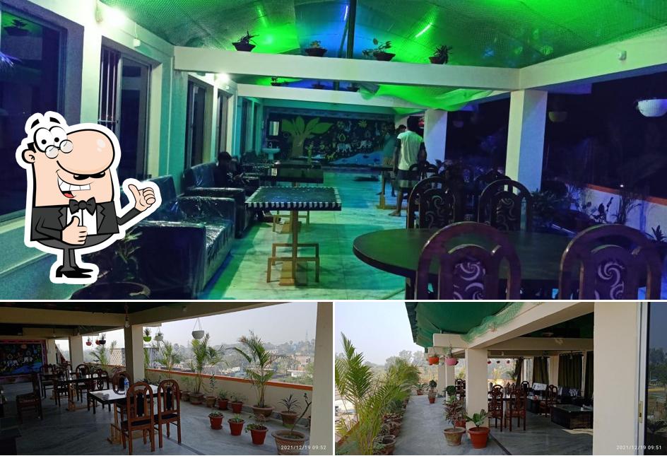 Adarsh Bhojnalaya Hotel, Kahalgaon - Restaurant reviews