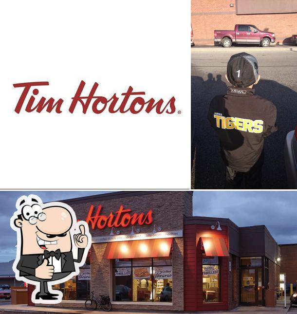 Regarder la photo de Tim Hortons