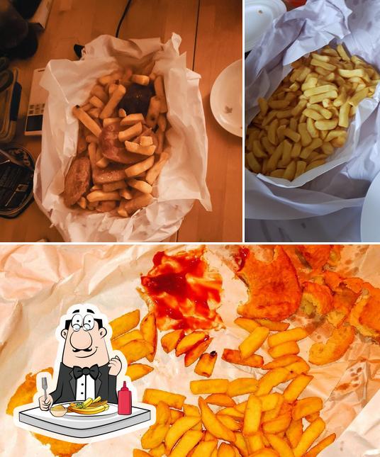 Order French fries at Kensington Fish & Chips