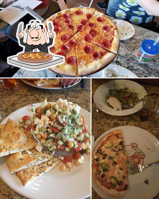 Try out pizza at Arpeggio BYOB