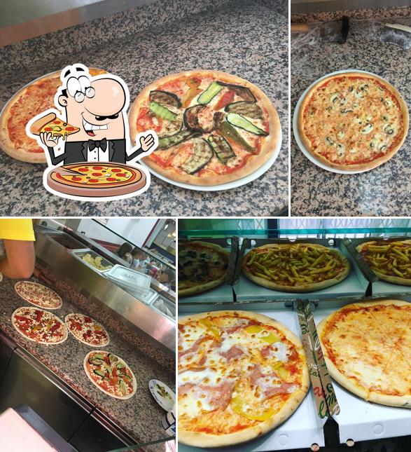 Prenditi una pizza a Istanbul kebap house via MARENGO