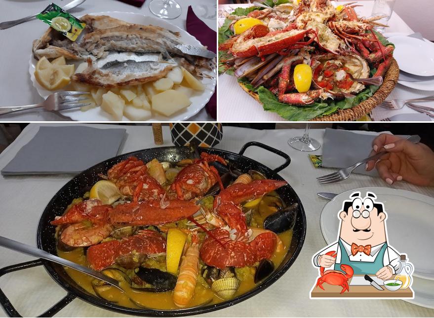 Elige entre las distintas recetas de marisco que te ofrecen en Restaurante Os Tres Golpes