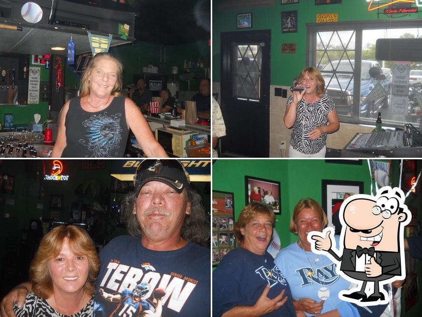 Murphy's Tavern & sports Bar, Bonita Beach Rd in Bonita Springs