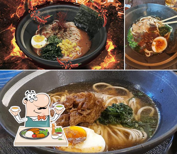 Platti al QQ ramen e BBQ