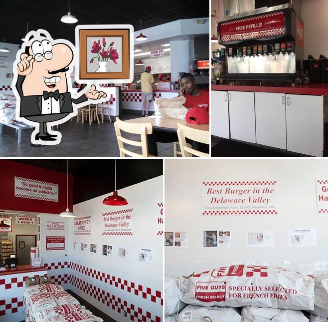 Five Guys in Waldorf Restaurant menu and reviews