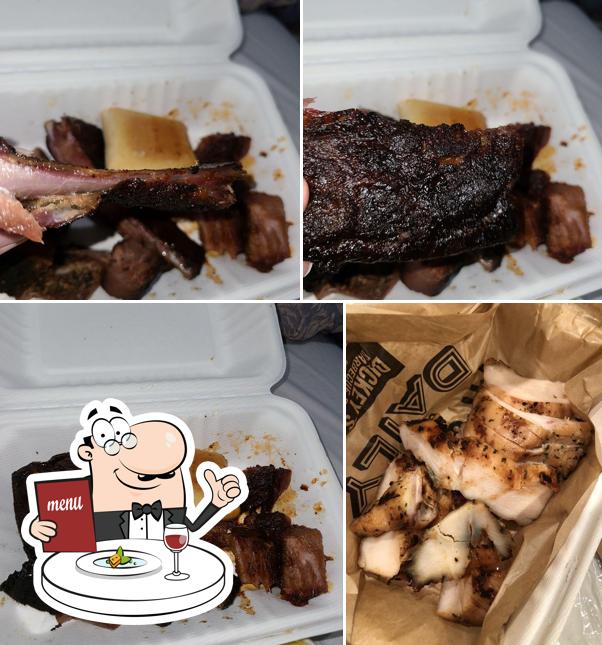 Еда в "Dickey's Barbecue Pit"