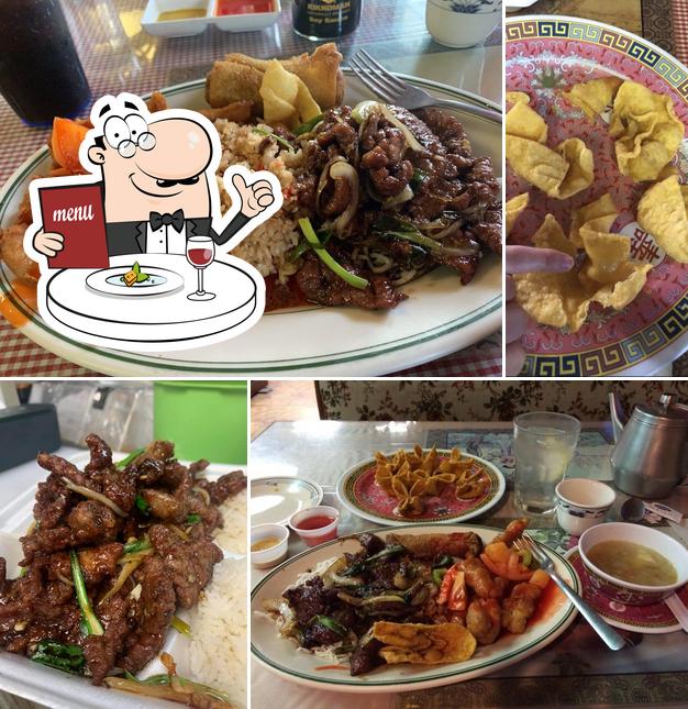 Еда в "Peking Chinese Restaurant"