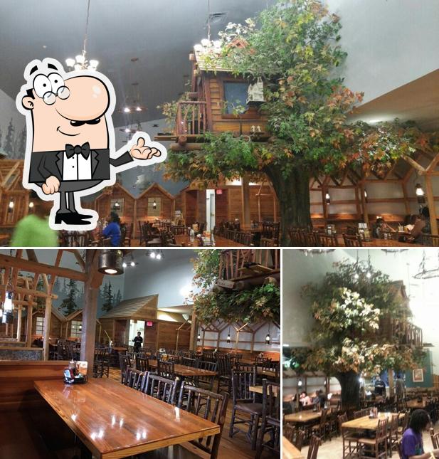 Loose Moose Bar & Grill in Williamsburg Restaurant menu and reviews