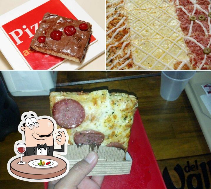 Comida em Pizza Ao Quadrado