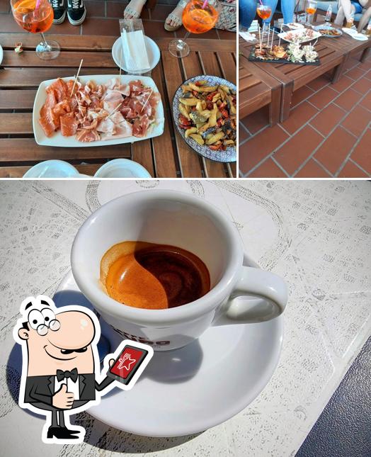 Friends Cafe Bar