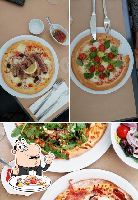 Попробуйте пиццу в "Restaurant Pellolitto Pizzamanufaktur"