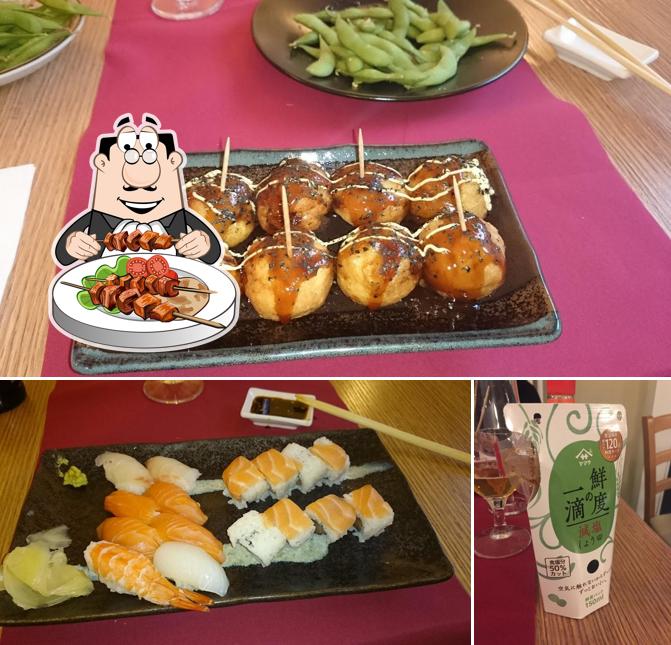 Guarda la foto che presenta la cibo e birra di Sakura Sushi
