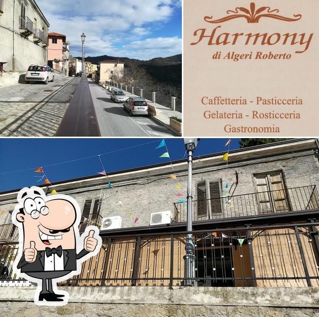 Guarda la foto di Caffetteria Harmony - di Roberto Algeri