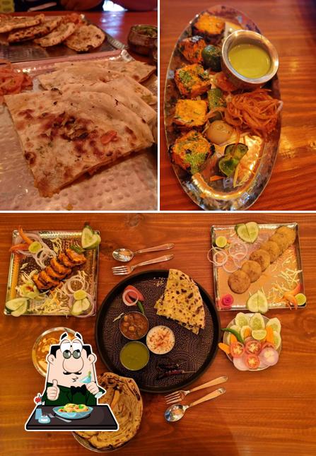 Food at Amritsari Aangan
