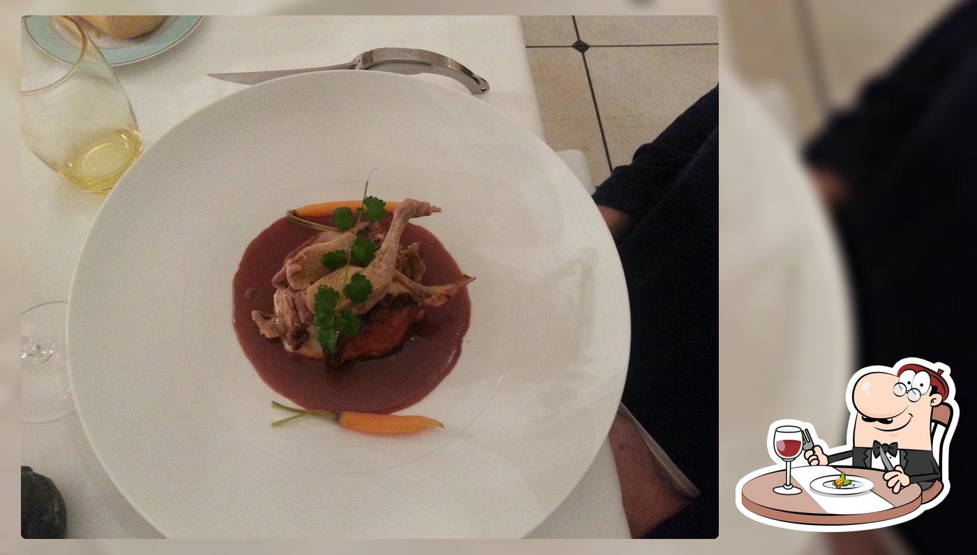 Le Coq en Pate 2
