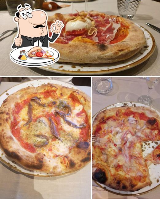 Попробуйте пиццу в "Rosengarden Iseo Ristorante Pizzeria"