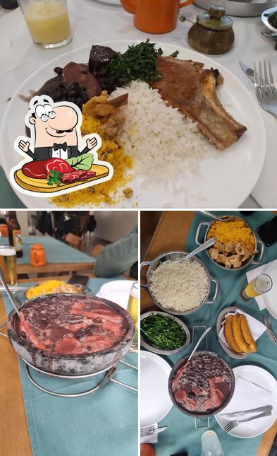 Prove refeições de carne no Ó Minas Restaurante