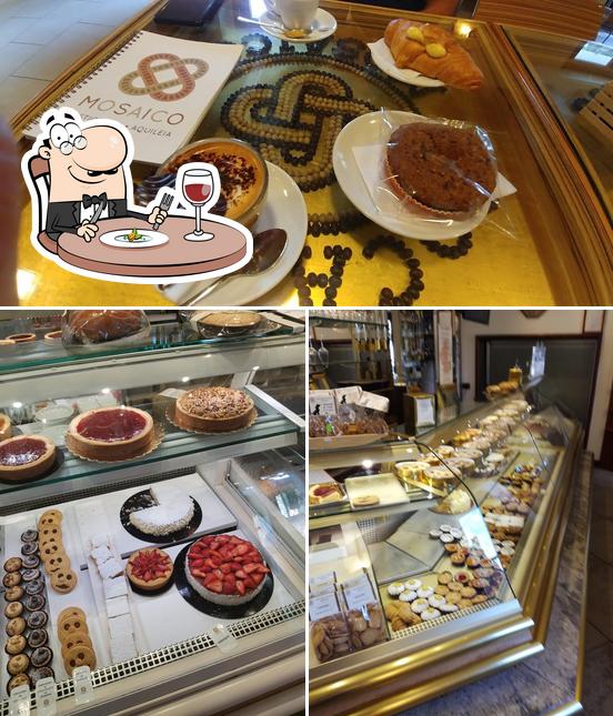 Cibo al Pasticceria Mosaico s.a.s