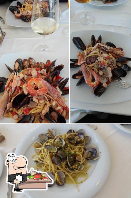 Prova la cucina di mare a Ristorante Tirrena