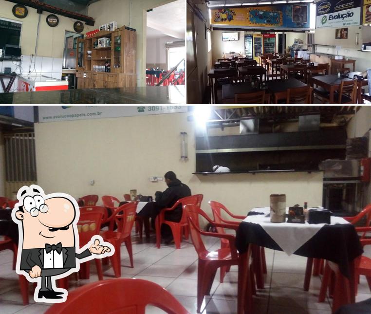 O interior do Frango Rei