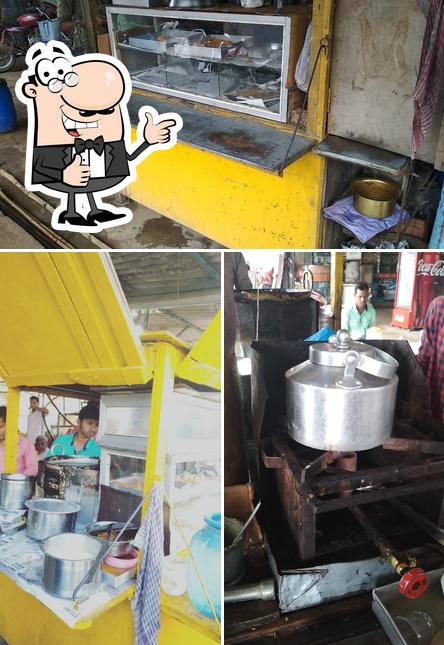 PRAMUKH VADA PAV AND SNACK CENTER