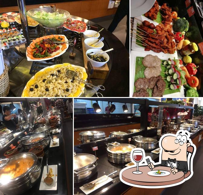 Hot Palayok Restaurant & Grill Dubai, Dubai, Wasl Hub Corner of 39th