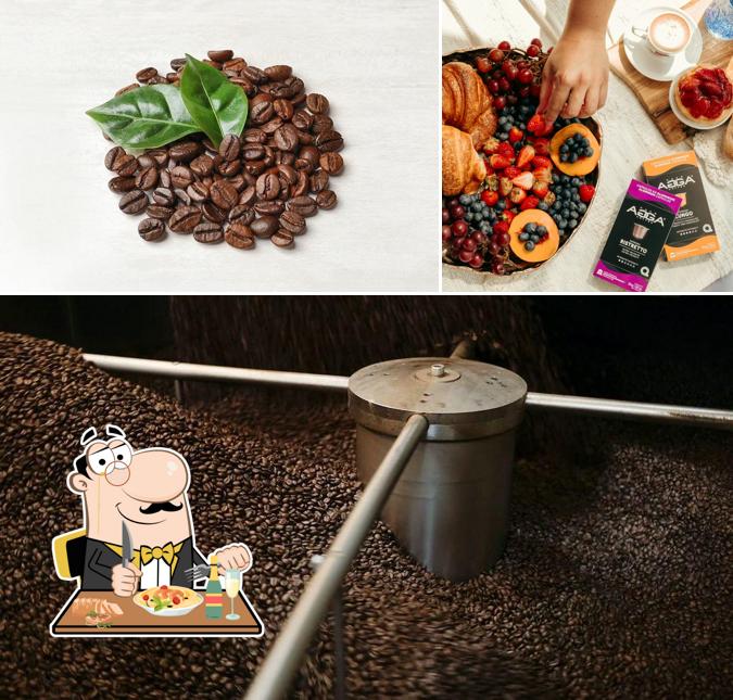 Nourriture à Café Agga