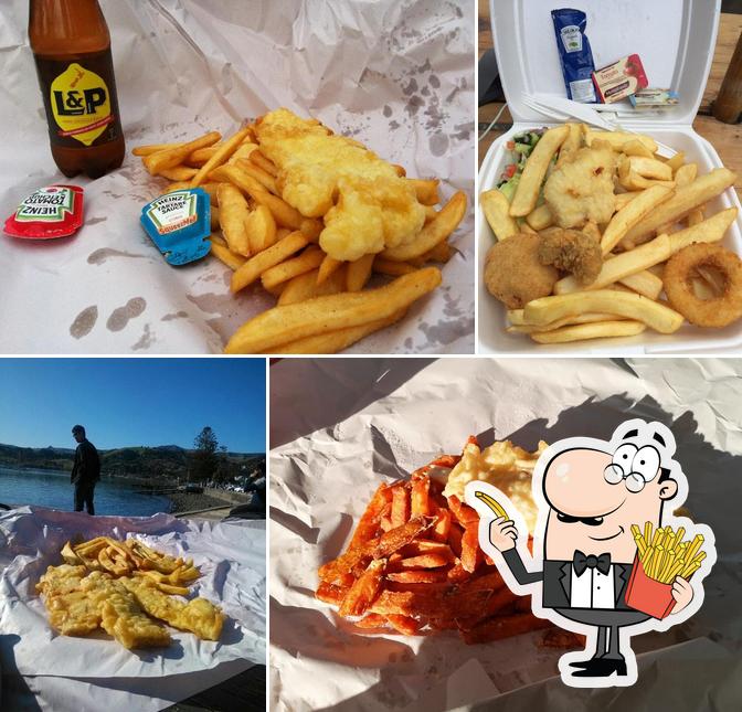 Disfruta de sus patatas fritas en Akaroa Fish & Chips