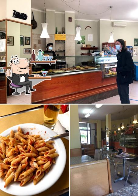 La interni e cibo del ristorante