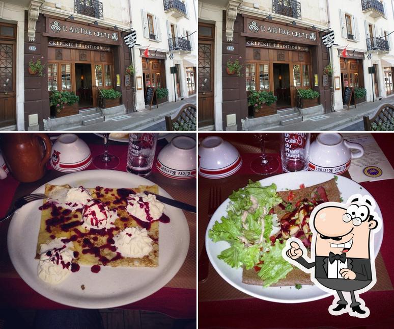 L’image de la extérieur et table à manger de Crêperie L'Antre Celte’s