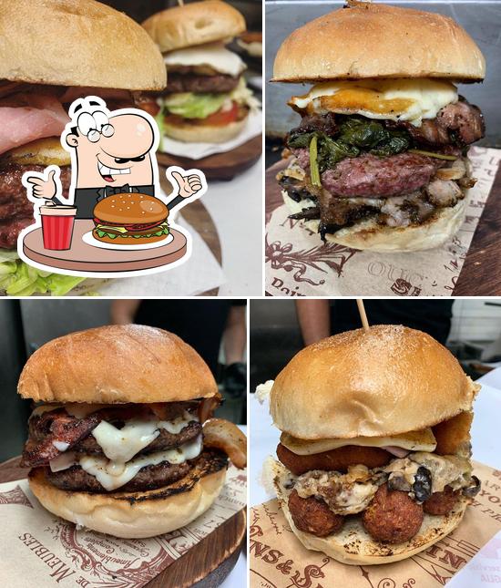 Dégustez l'un des hamburgers offert par The Unusual London Pub