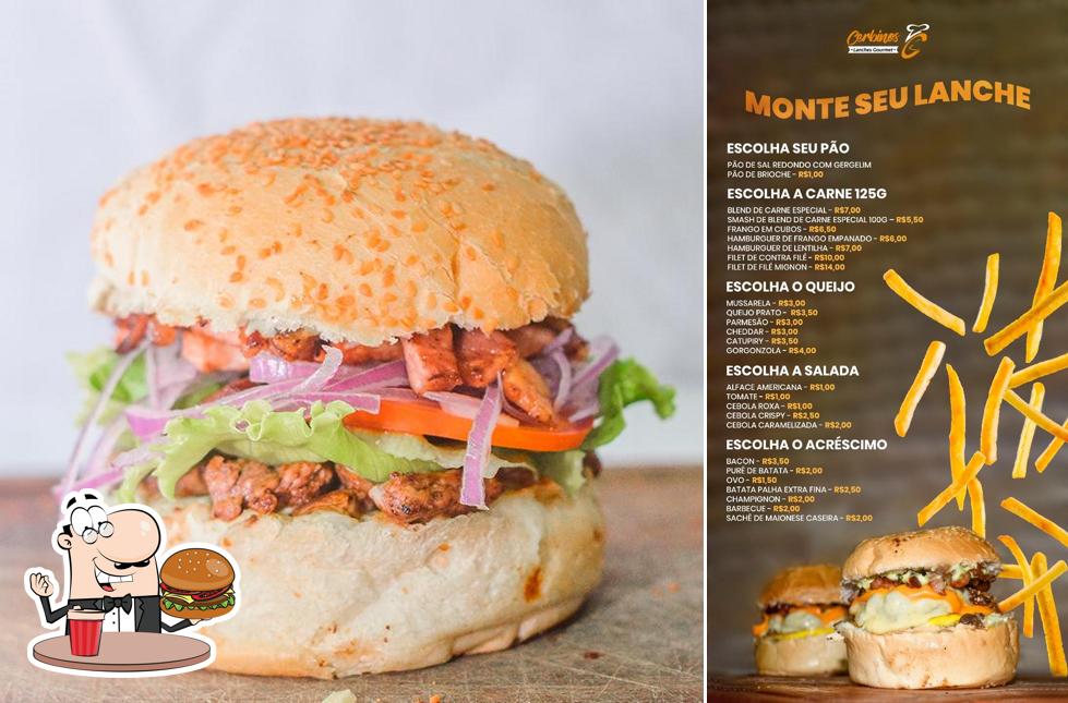 Experimente um hambúrguer no Cerbinos Lanches Gourmet em Lorena- SP