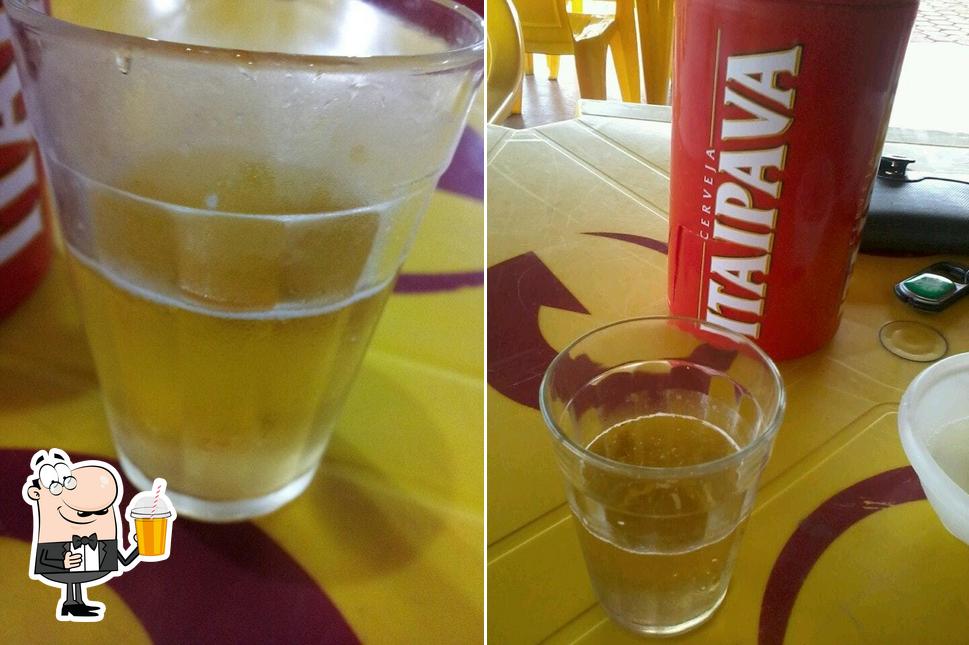 Desfrute de uma bebida no Kyosky Pizzaria e Chopperia