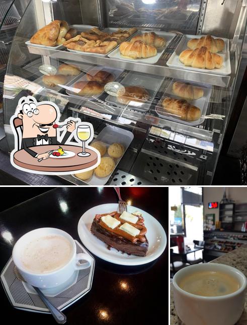 A imagem do Box Seven Café’s comida e bebida
