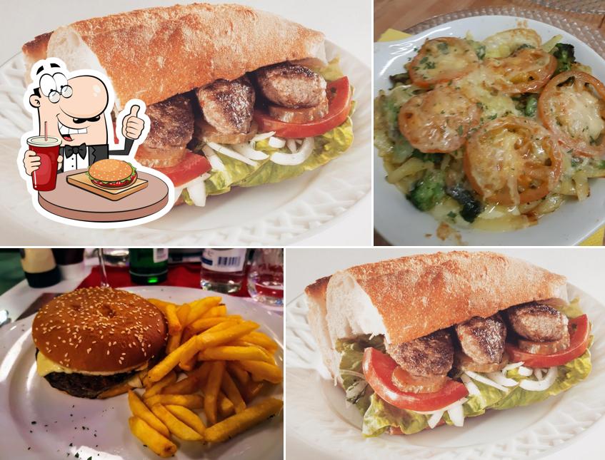 Ordina un hamburger a Restaurant & Pizzeria Spiegelfeld
