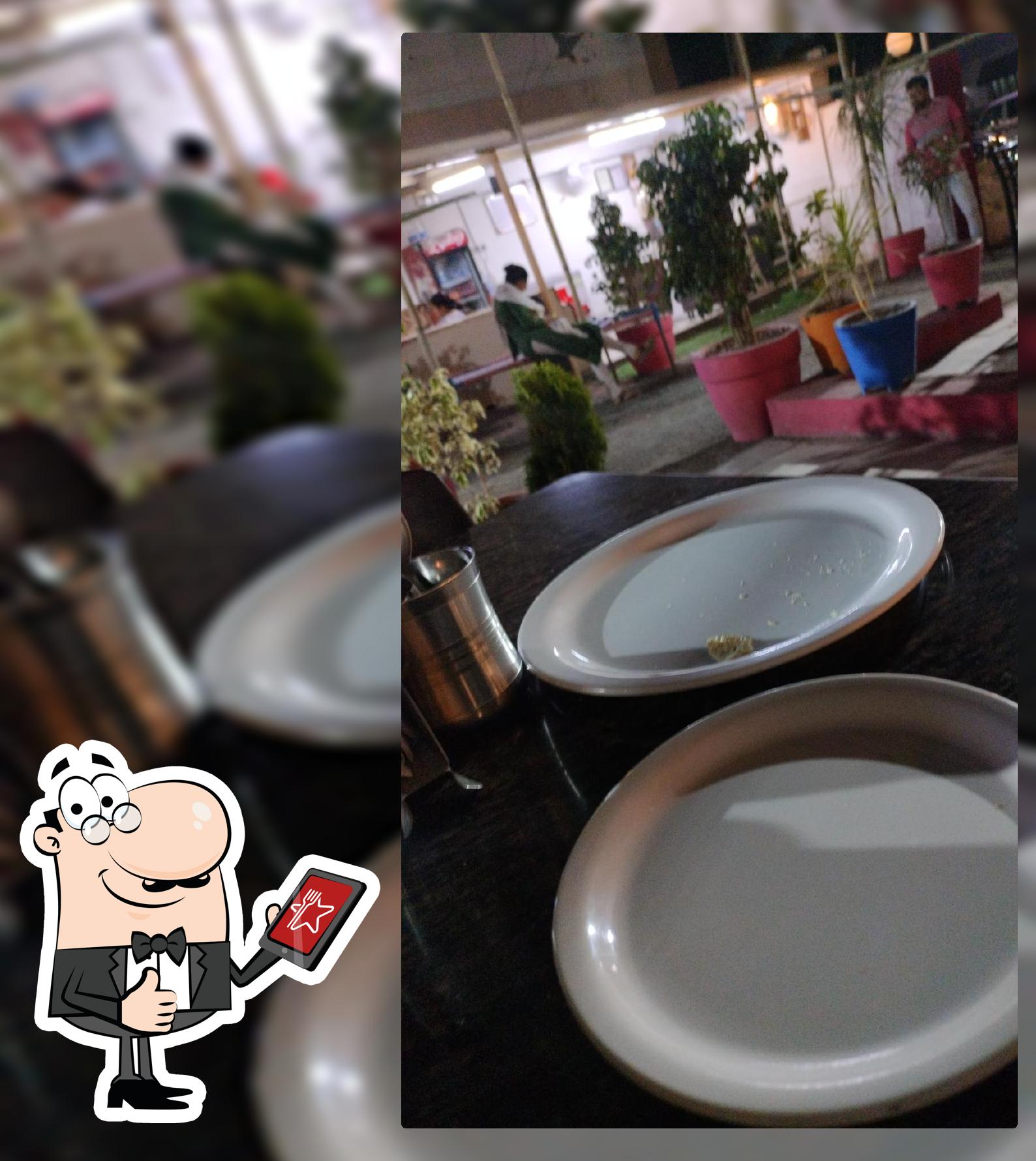 Aavkar Restaurant