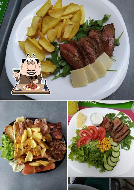 Prova i piatti di carne a Bar Snoopy