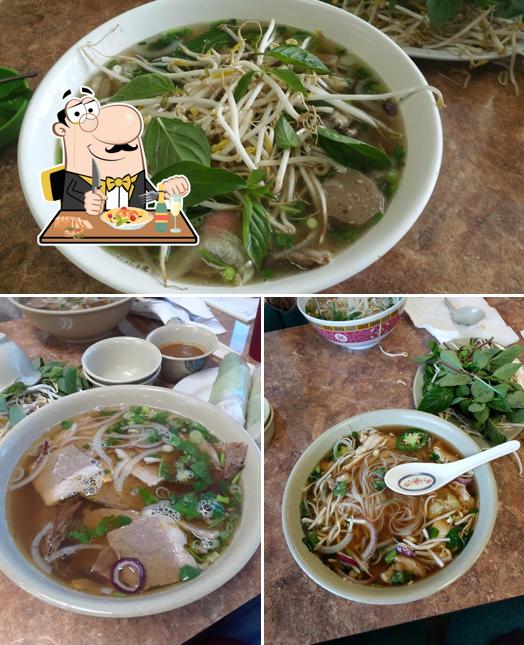Еда в "Phở 97 Oriental Restaurant"