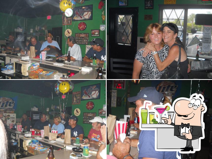 Murphy's Tavern & sports Bar, Bonita Beach Rd in Bonita Springs